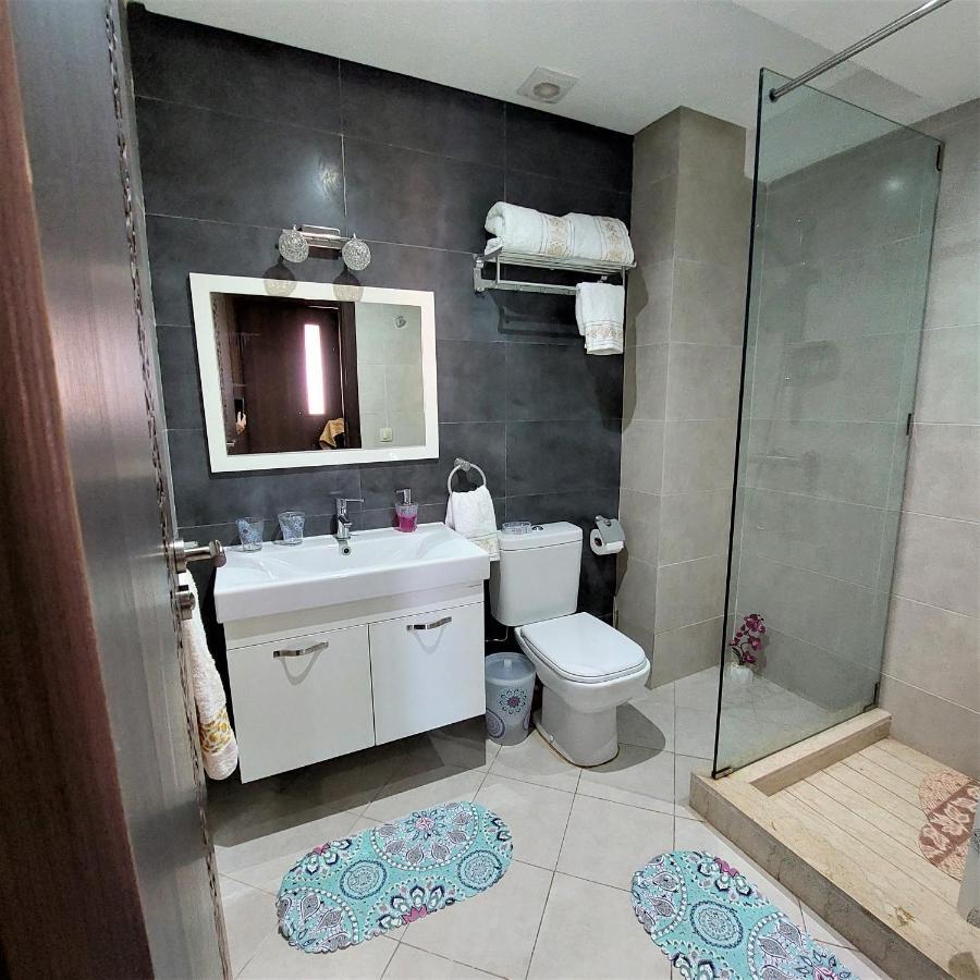 Appartement Pour Familles En Residence Avec Piscine Et Wifi Marrakesh Exterior photo