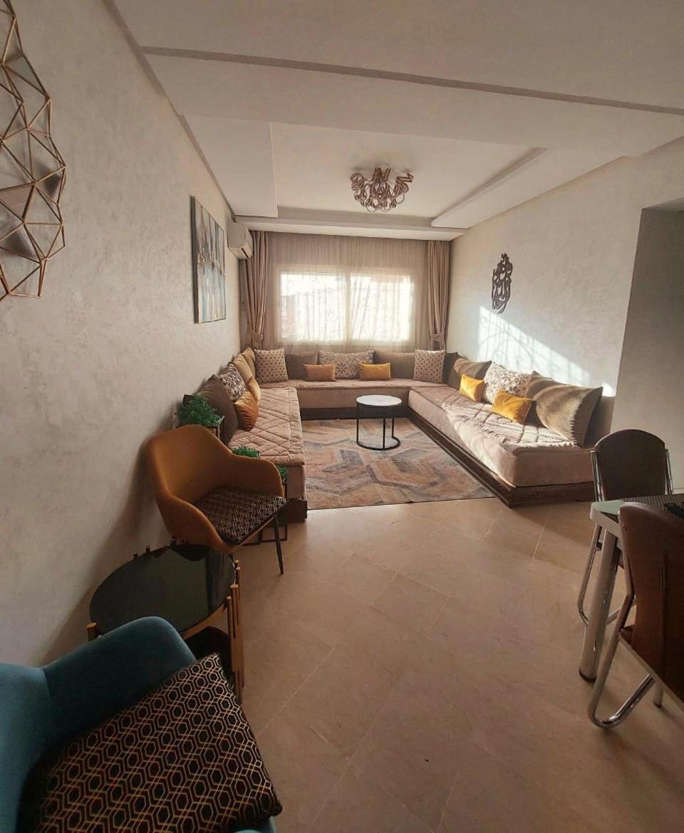 Appartement Pour Familles En Residence Avec Piscine Et Wifi Marrakesh Exterior photo